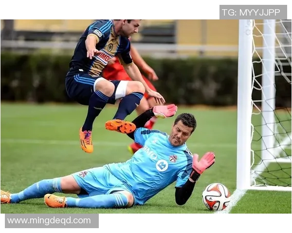 英超新赛季战术创新与球队适应性调查