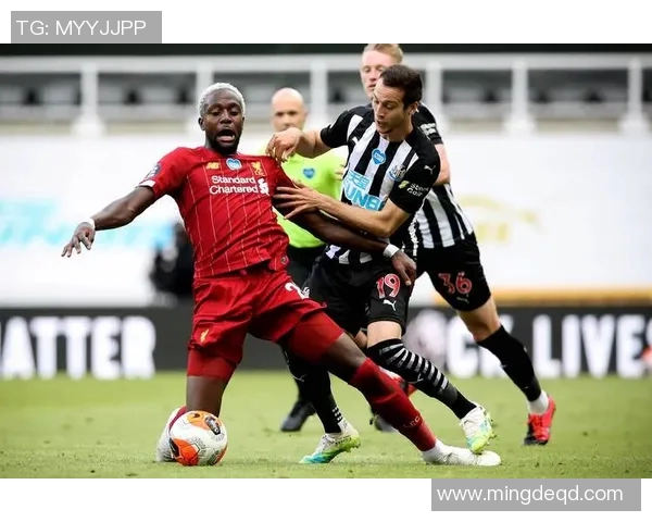 英超新赛季战术创新与球队适应性研究分析